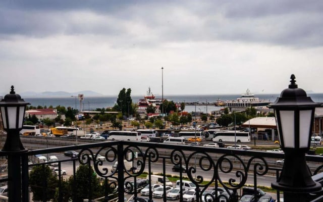 Ck Palace Hotel
