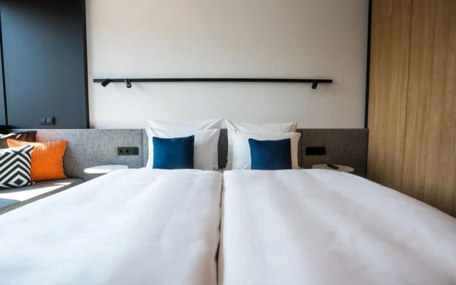 GREFIS Hotel