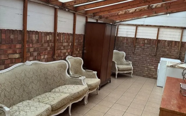 2 Bed-sleeps 4-private Patio-pets-near Heathrow