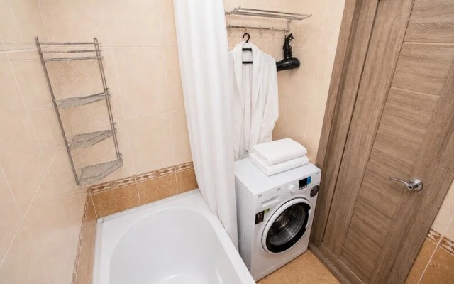 Apartment Four Seasons md. Mirny 2/1