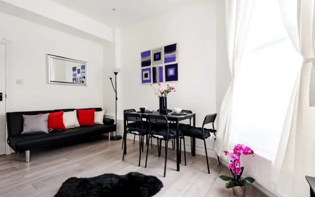 The Armadale Road Residence I