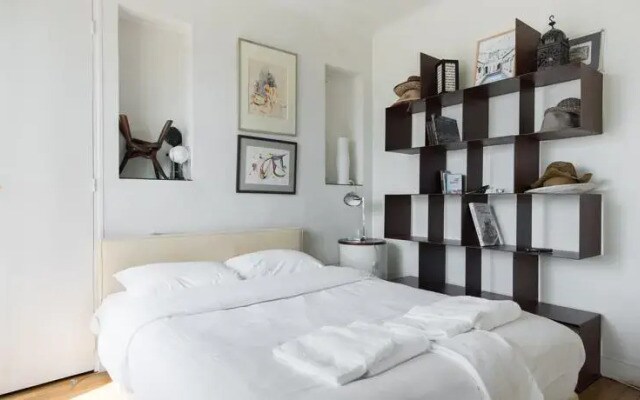 Design & Art Eiffel Tower 7th Flat