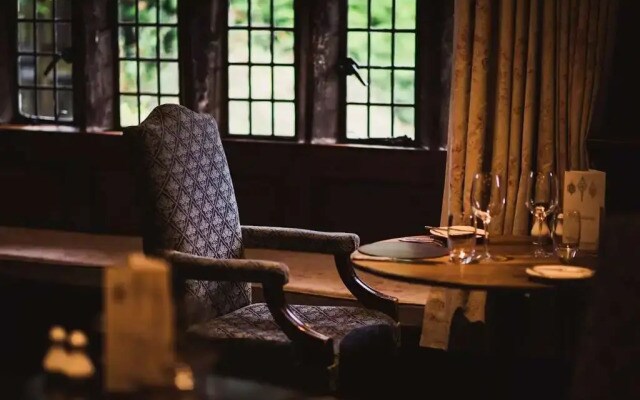 Holdsworth House