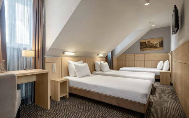 Отель Wellton Centrum Hotel & Spa