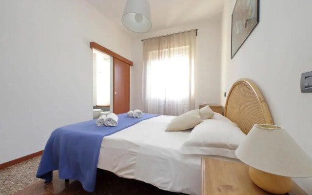 Silvanos Home In Rome