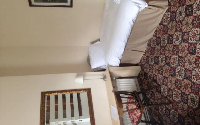 Black Lions Guest House