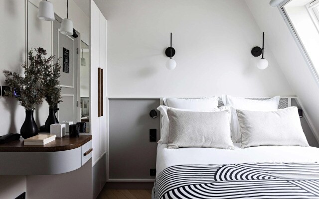 Best Western Premier The Blake Paris Gare Saint Lazare