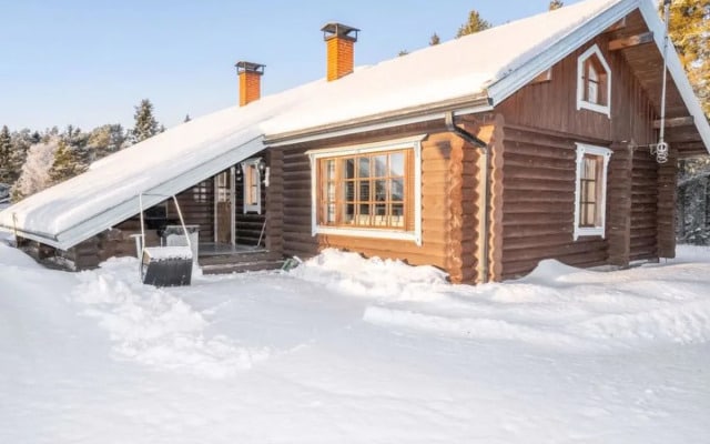 Ruka-kitkan lomamajat/varpunen