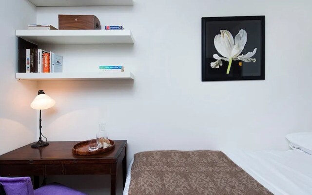 Inviting, Spacious Family Home Right Next to Park