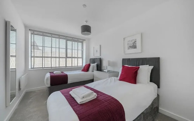 Roomspace Apartments -Caroline Street