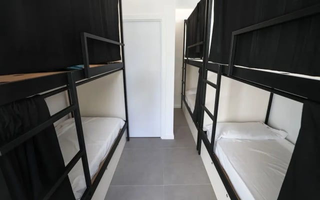 MYD Madriz Hostel