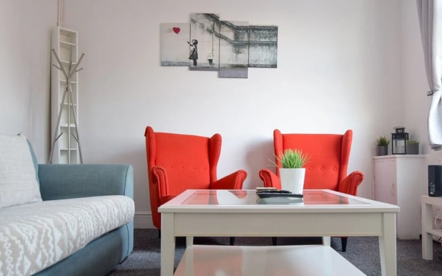 Charming 3-bed House in Central Nottingham