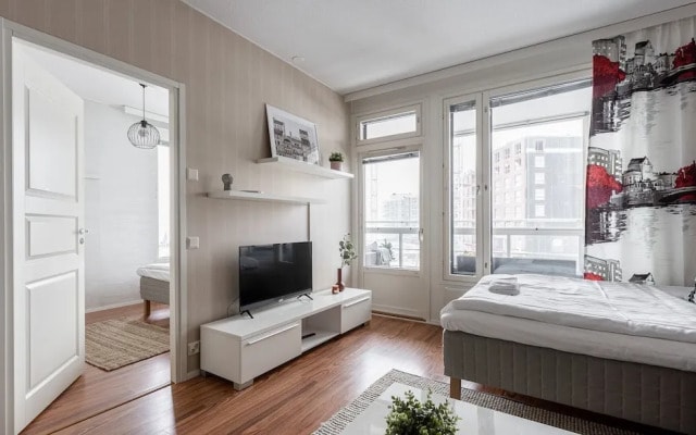 Homelike 1BR with Sauna, Free Parking & Balcony