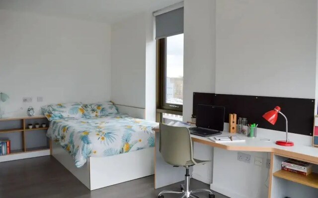 Student Only Byrom Point