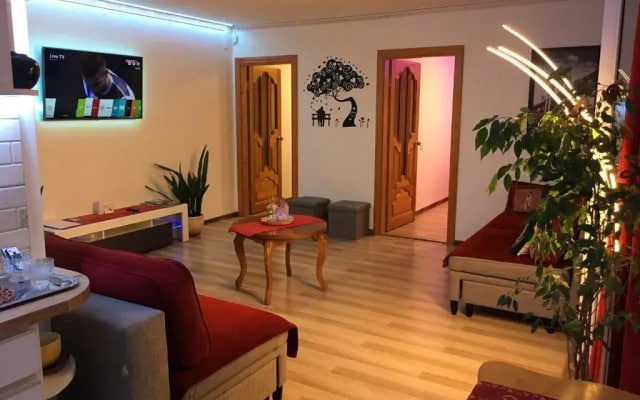 NeriesApartment No.2 Bedrooms Modern Suite In Centrum