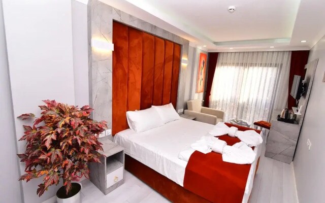 Hotel By Sofia