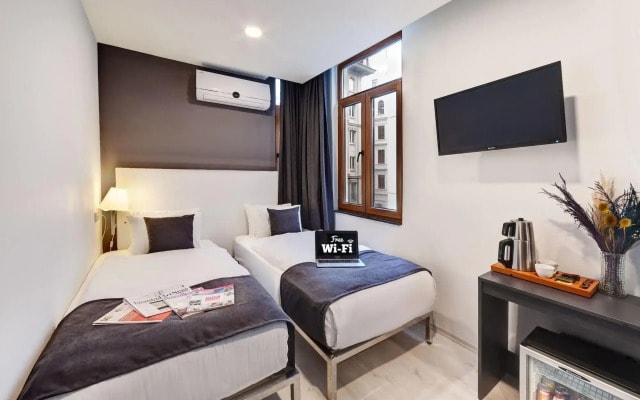 Lime Garden Hotel