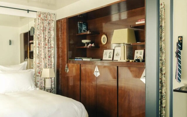 Les Suites Cinabre