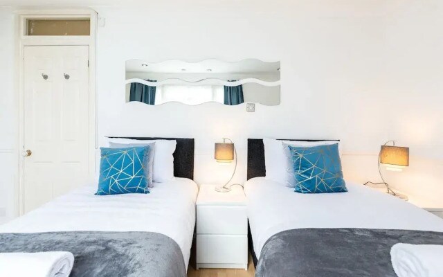 Hiikots Apartments Dagenham