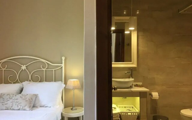 Piccolo Mondo Hotel