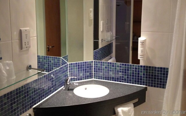 Holiday Inn Express London-Epsom Downs by IHG