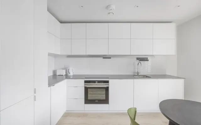 Luxury 1 - bed Apartment in Wembley