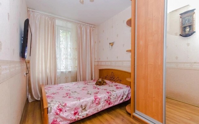 VyDoma House