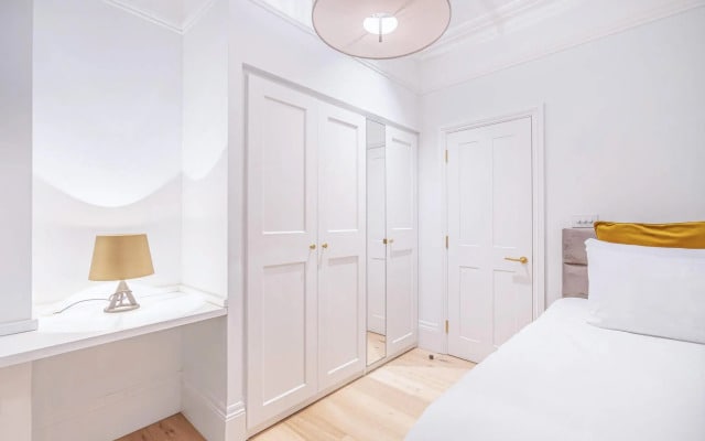 Royal Kensington - Standard 3 bed