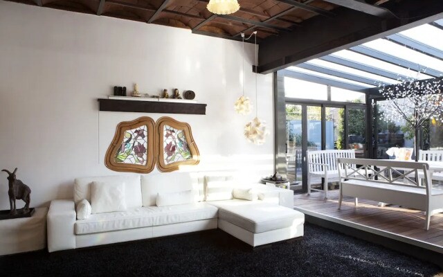 Watermelon - Modernist Terrace Flat II
