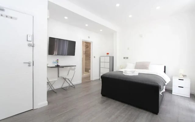 BlueGreen Suites