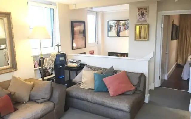 2 Bedroom Apartment off Portobello Road