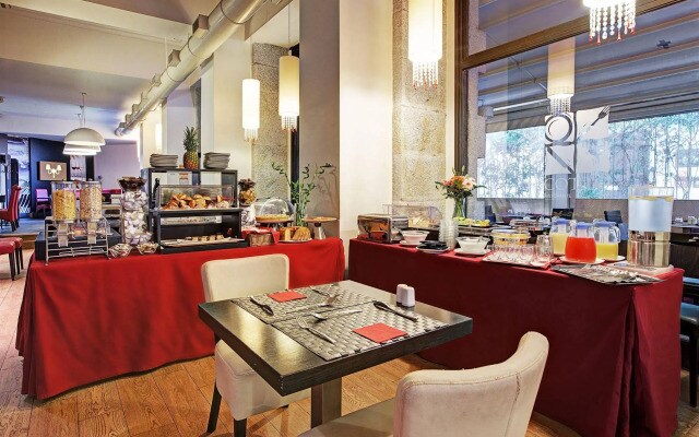 Dharma Luxury Hotel