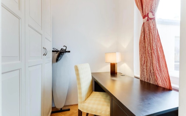 Old Town Square Royal Apartment