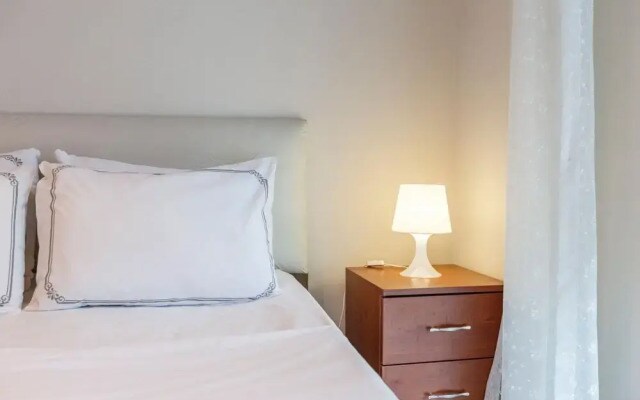 Cozy Flat Near Public Transportation in Tuzla