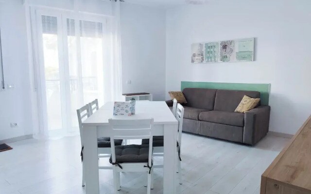 Comfy Flat With Pool