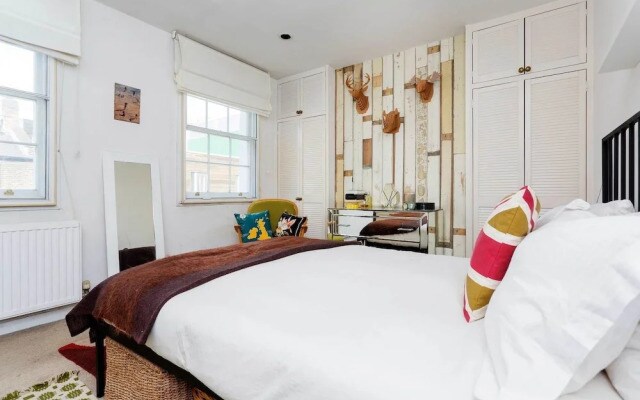 The Shepherd's Bush Hideaway