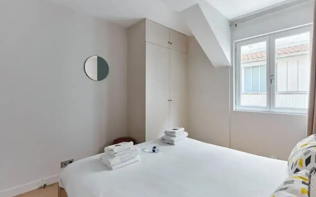 Superb Apartment Porte Maillot / Arc de Triomphe