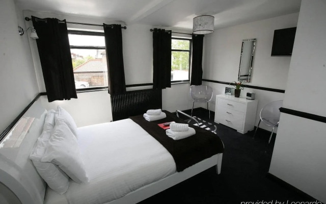 Hotel Noir