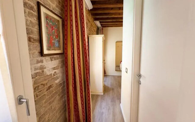 Graceful Venice Barnaba Suite by Ca-sa Check