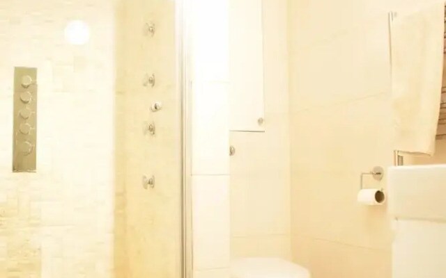 Clapham Junction Flat
