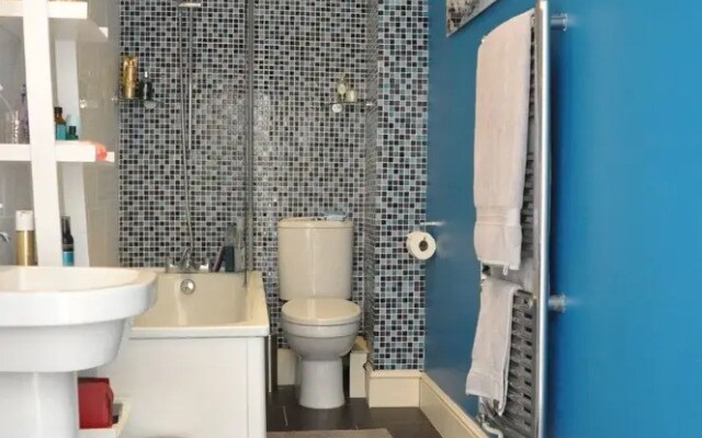 Stunning Flat in Clapham Junction With Large Terrace