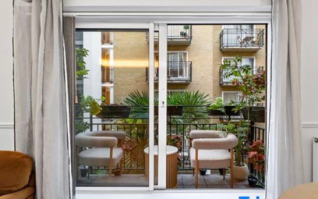 Tranquil 2 bedroom Apartment Close to St. Paul's Cathedral