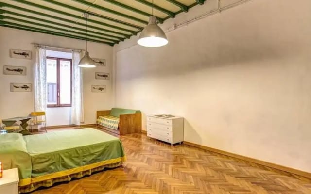 Campo de Fiori 3 bedroom apartment
