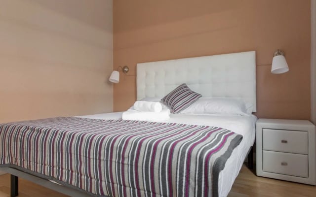 Offer Luxury Apartment Madrid