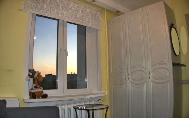 LUXKV Apartment on Sevastopolskiy 7