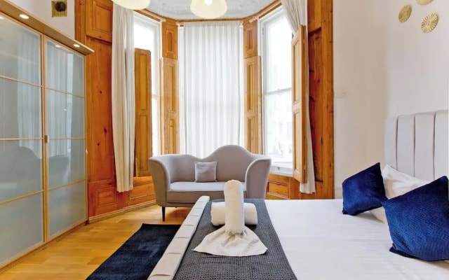 Imperial Earls Court Apartments