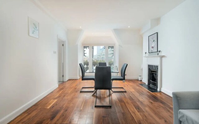 Central London 3 Bed Flat FS4