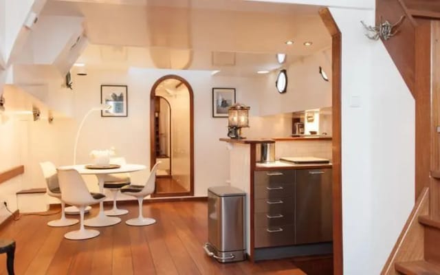 Golden Anchor Houseboat