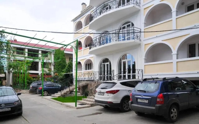 Guest House Aleksandr I Aleksandra