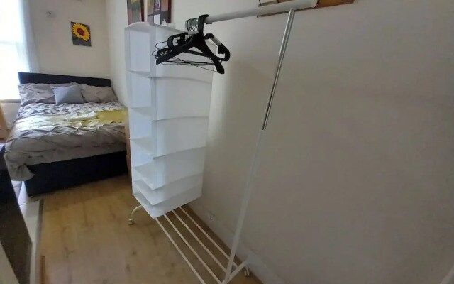 Lovely 1- Double Bed Studio in London
